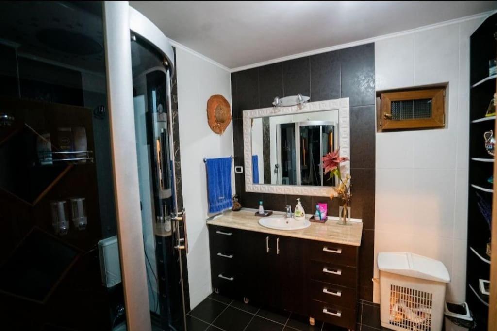 Casa Mona Villa Oradea Ngoại thất bức ảnh