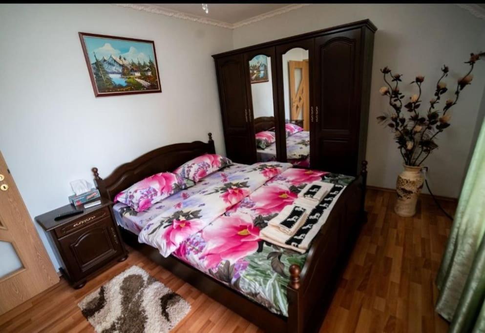 Casa Mona Villa Oradea Ngoại thất bức ảnh